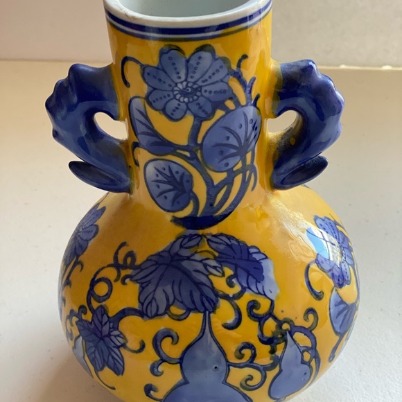 Vintage Decorative Vase China Side Handles Floral Yellow Blue - Picture 2 of 8